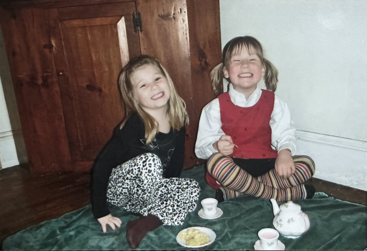 Ruth_OKeeffe_44's tweet photo. Kindergarten vs senior year🫶🫶

I’m so happy to have gotten to play one more season with you Cam, we’ll always be my fav duo on the court.

The north/south game is gonna be interesting this year👏👏👏 https://t.co/dLdf03GP6q