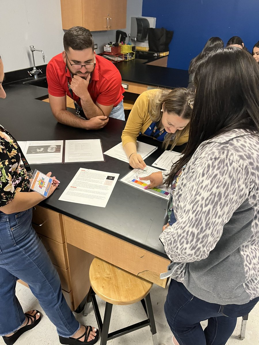 Laura Lee McLeod tweet media