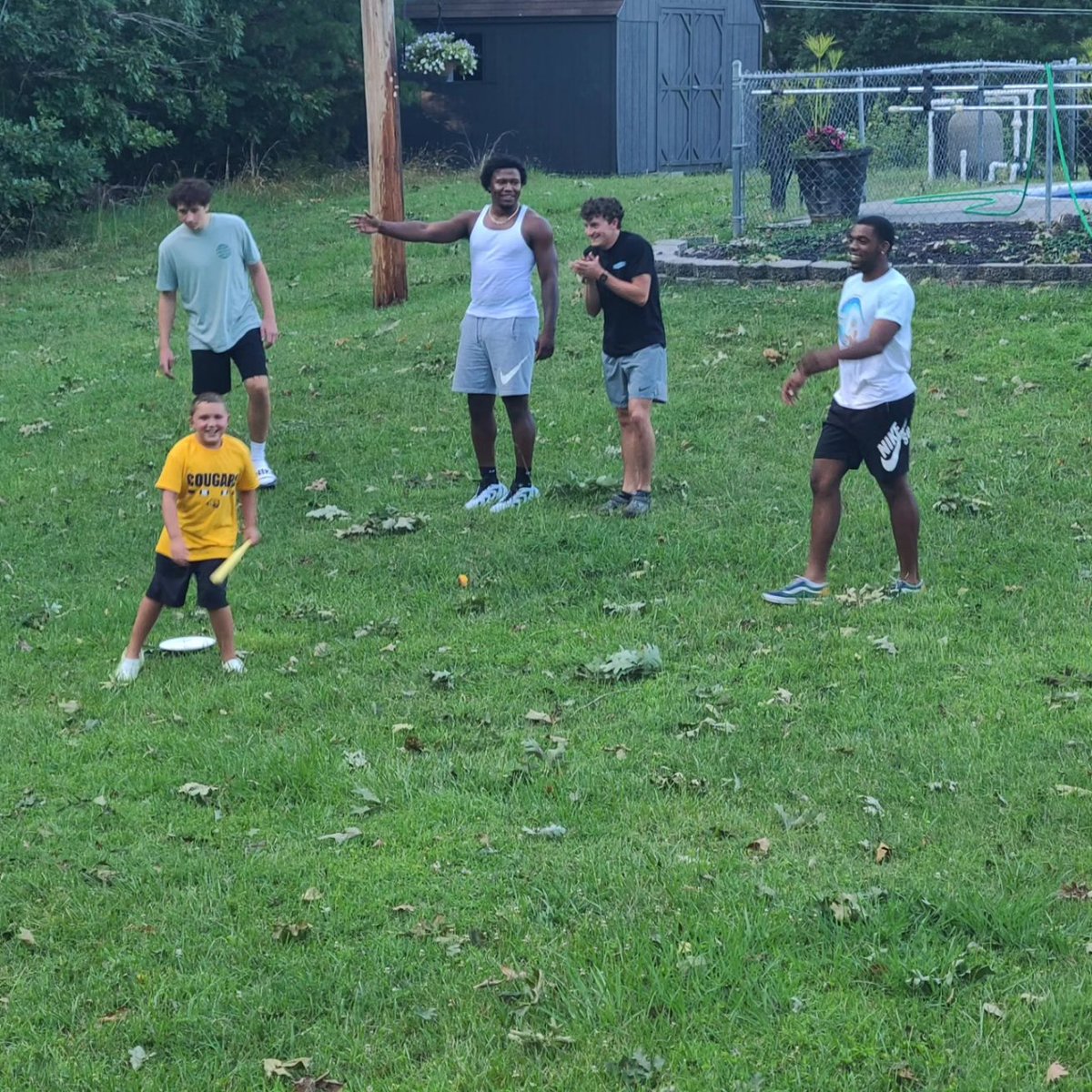 AverettMBB's tweet image. Team Key vs Team Ant

Wiffle Ball World Series lol