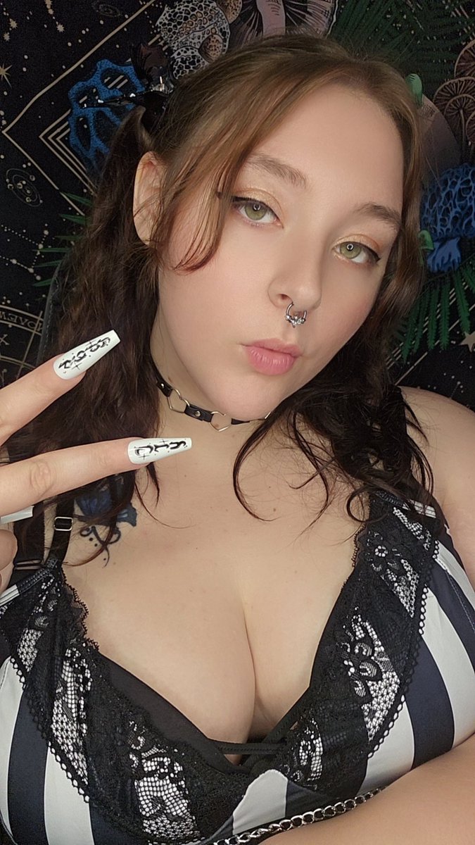 OfficalSquishy's tweet photo. Welcome to my profile!! Now worship me 😈
.
.
.
.
.
.
.
.
.
#bbwcommunity #bbwlove #bbwgoals #plussizemodel #bbwconfidence #thick #plussize #kinkcommunity #gothgirl #plussizeedition #thickthighssavelives #thickwomen #thickandcurvy #thickthick #thickthighlife #bbw https://t.co/rLAQKHc6Wk