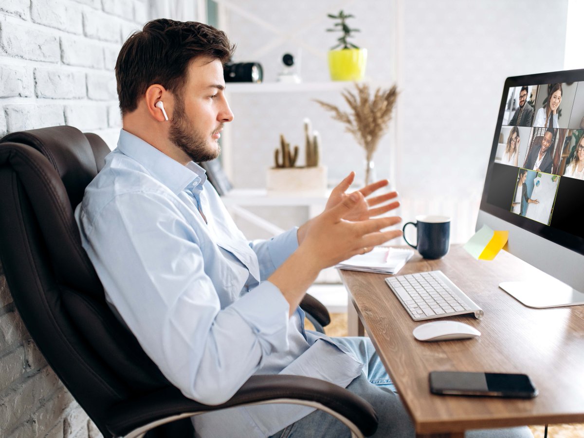 barstoolsports's tweet photo. A Study Has Revealed That Remote Employees Are Actually Working Longer And Harder Than Office Employees https://t.co/r6IZ9OBWzf https://t.co/1pialVA4w2