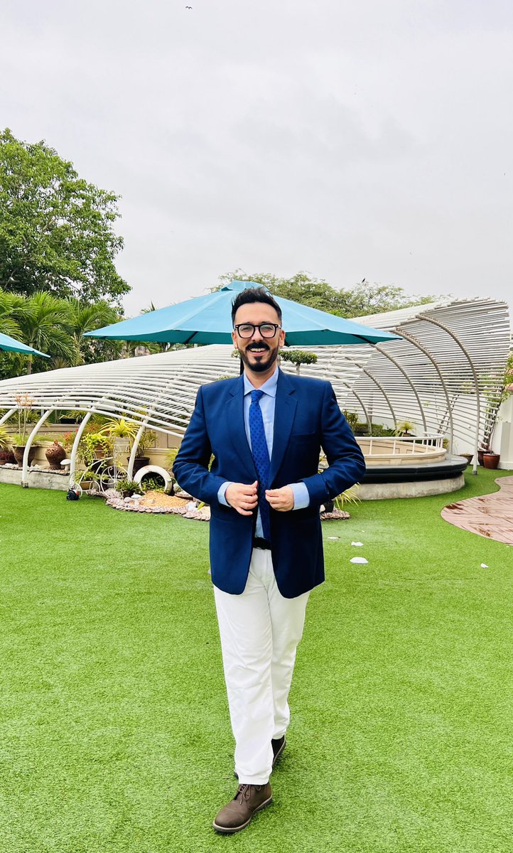 Wearing blue in honour of the little bird today - Goodbye Twitter  #TwitterX