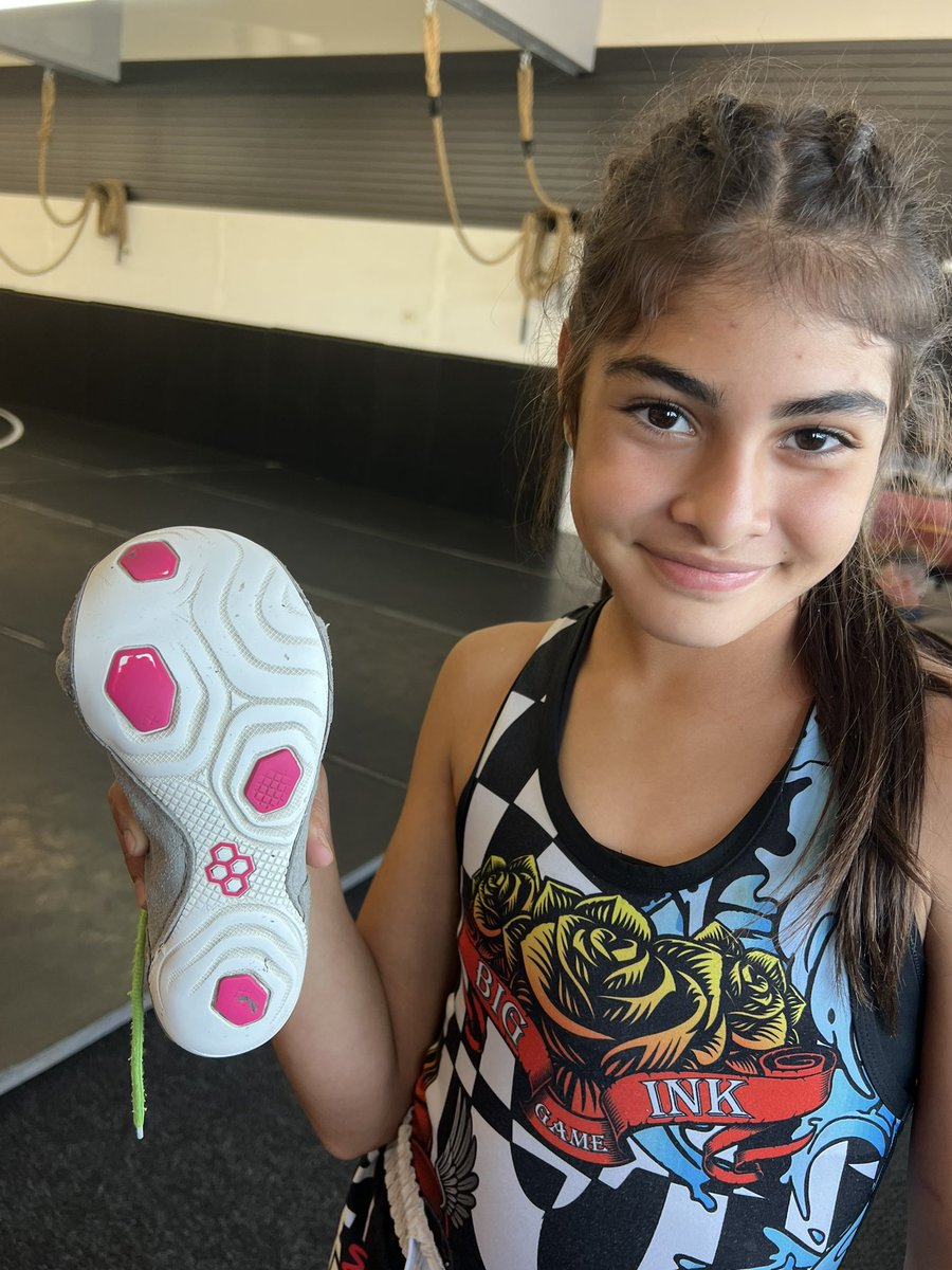 SalTrans's tweet photo. Working hard is like wearing out your shoes (@the_rudis ); the more steps you take, the closer you get to your destination, but it demands a constant effort to keep moving forward #matsense @the_rudis #WomensWrestling #olivia https://t.co/vJP8OfHF1G