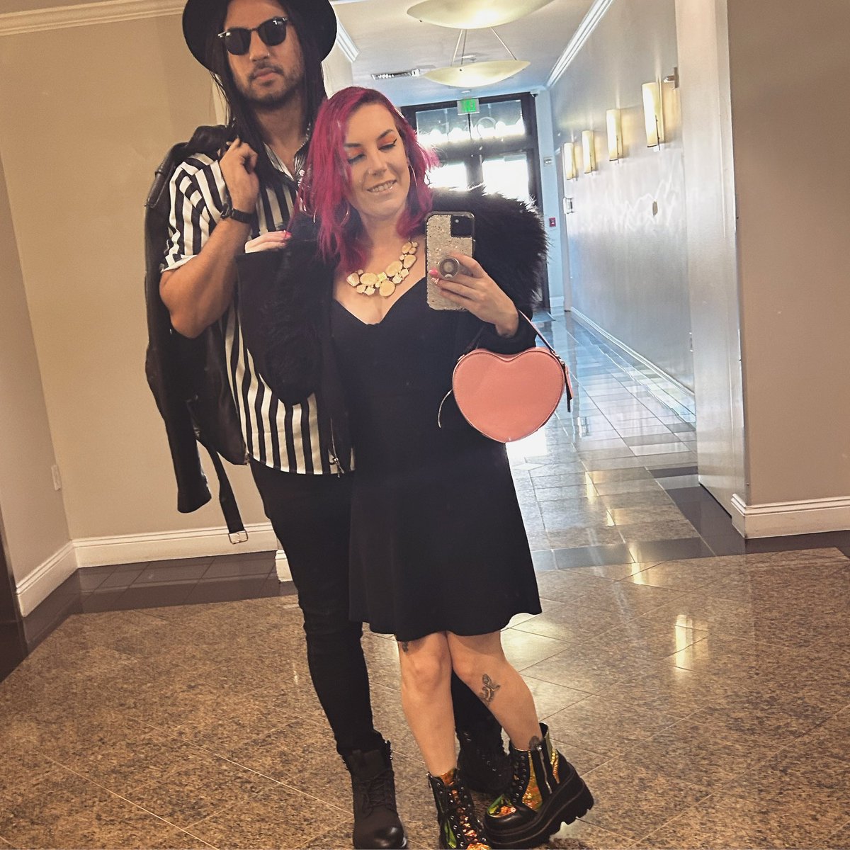 Neither of us wearing panties 🥰