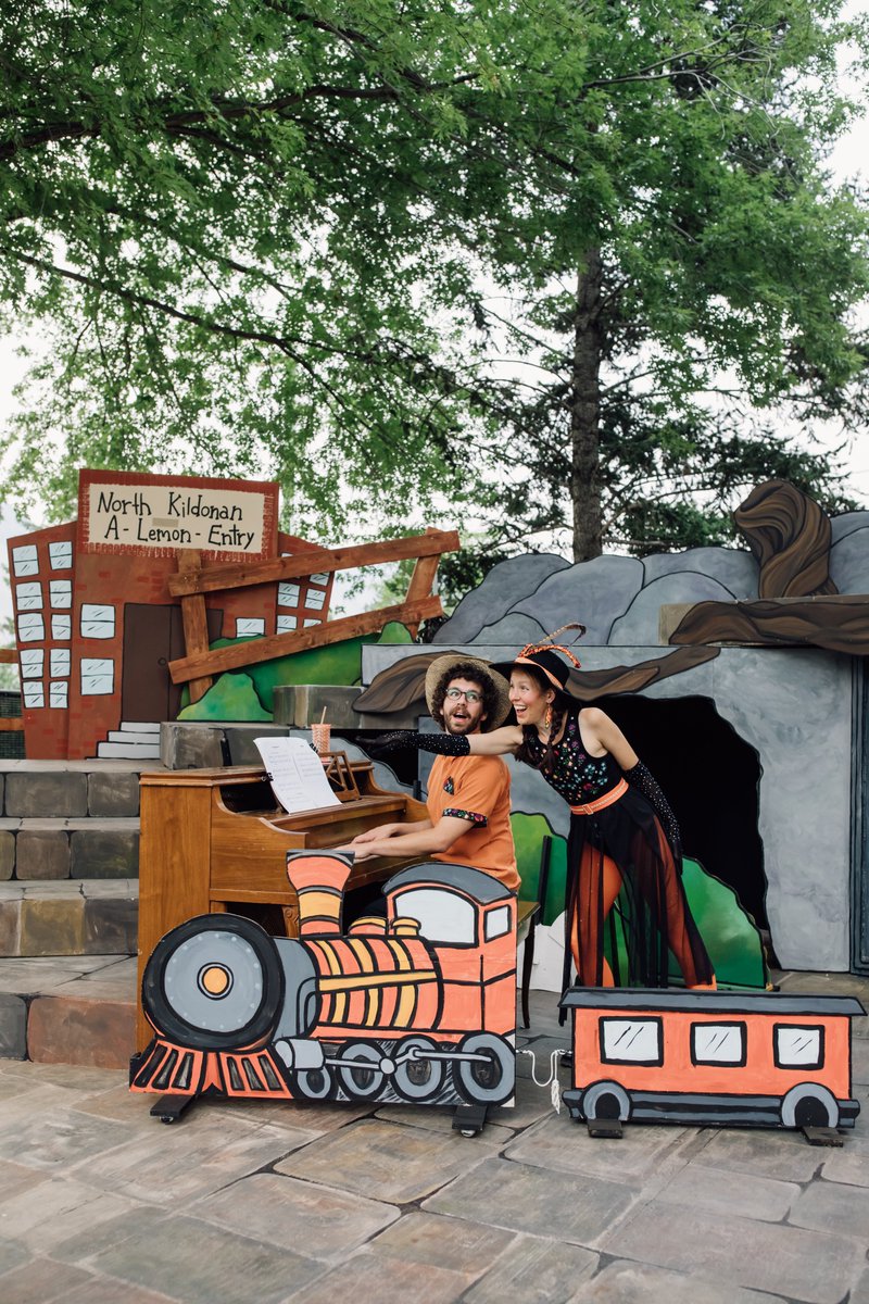 Join us tomorrow at 11am and 5pm for another incredible adventure with Mary Jane Mosquito! 🎵 See where this train takes her when you and your little ones join us for this musical cabaret! 🎉

🎟️: eventbrite.ca/e/theatre-unde…

📸: Shelanne Justice Photography