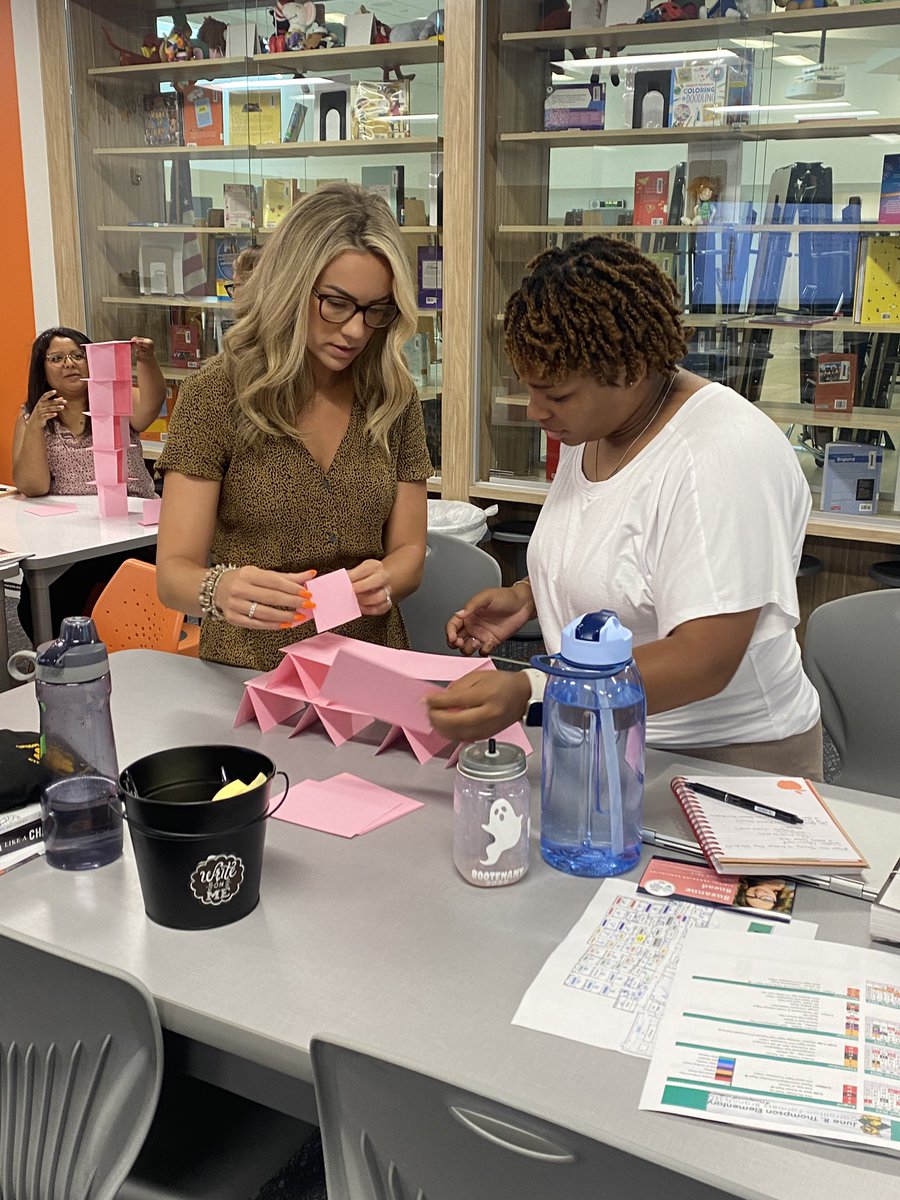 Katie Sanford tweet media