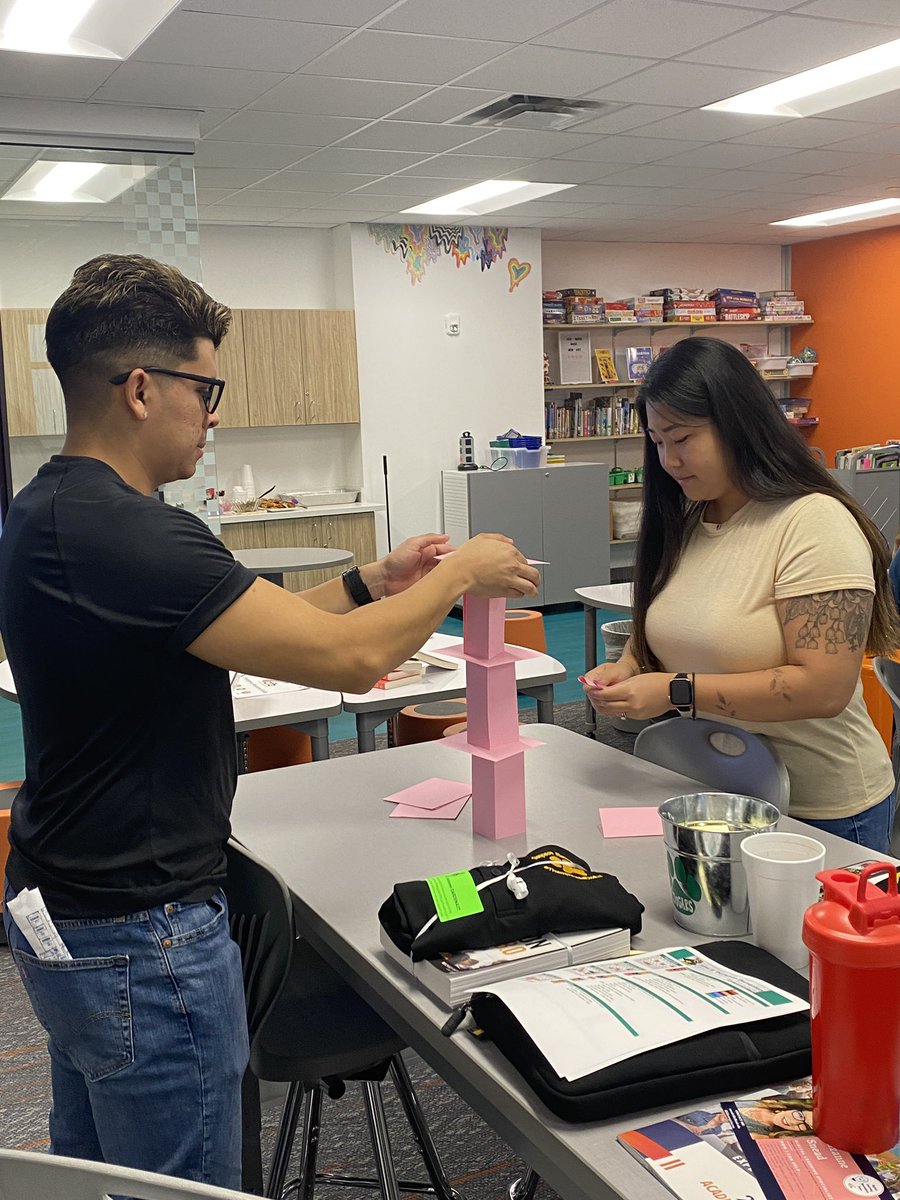 Katie Sanford tweet media