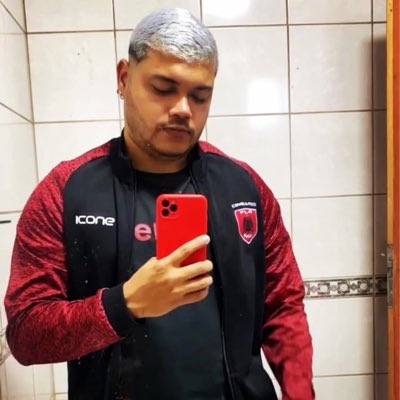 CarlosOliver92's tweet photo. #NovaFotoDePerfil https://t.co/GtDibjn40k