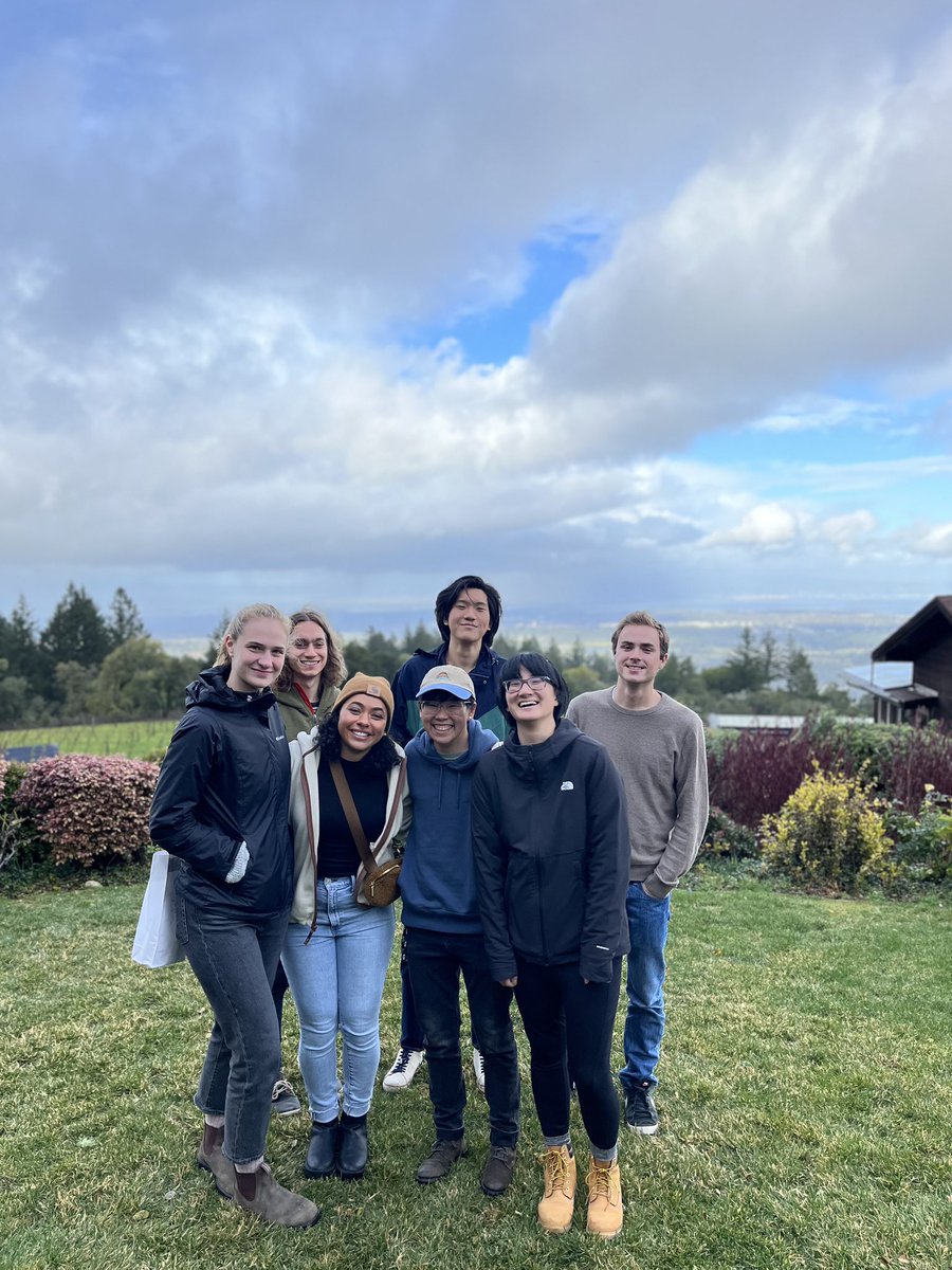 Back at it again with #BlackInNeuroRollCall! My name is Cheyanne and I am a Neurosciences PhD student in the <a href="/kaltschmidt_lab/">Kaltschmidt-Lab</a> <a href="/StanfordBiosci/">Stanford Biosciences</a> studying inhibitory circuits of the spinal cord. So excited for #BINW23 <a href="/BlackInNeuro/">Black In Neuro 🧠</a> 👏🏽