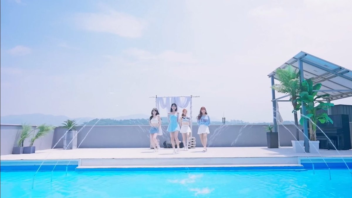 NuguKiesNews's tweet photo. [📢] • COMEBACKˎˊ-

I'LL ALWAYS BE BY YOUR SIDE 🫂💛

–  SATURDAY está de volta com o refrescante e aconchegante MV de 있을까 (STAY), presente no seu 6° Single Álbum 'FIND SUMMER'! 
Nossas nenéns voltaram🥺
🔗: https://t.co/cS92c0ILCw https://t.co/oIg2RdOsEN