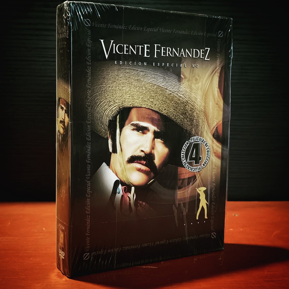 Obviamente soy fan de sus canciones, pero sus películas, las amo locamente. El rey 👑

#peliculasenmivida #mymoviecollection #mylifemymovie #moviemonday #cinema #movies #films #photooftheday #peliculas #micineyyo #dvdcollection #lunesdecine #vhscollector 
instagram.com/p/CvFNJMWuxJE/…