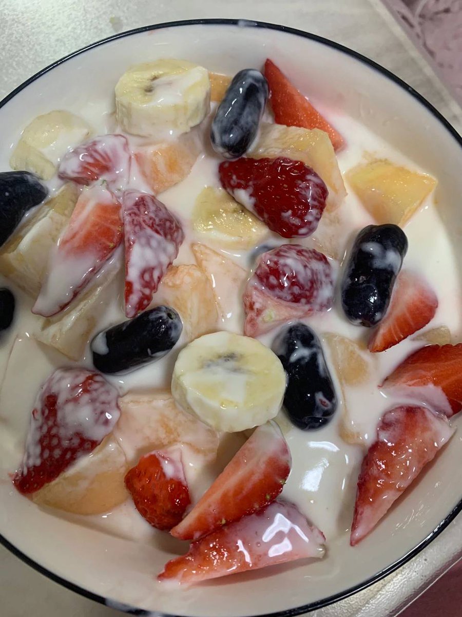 Record today's sweetness with a colorful fruit scoop😂😂