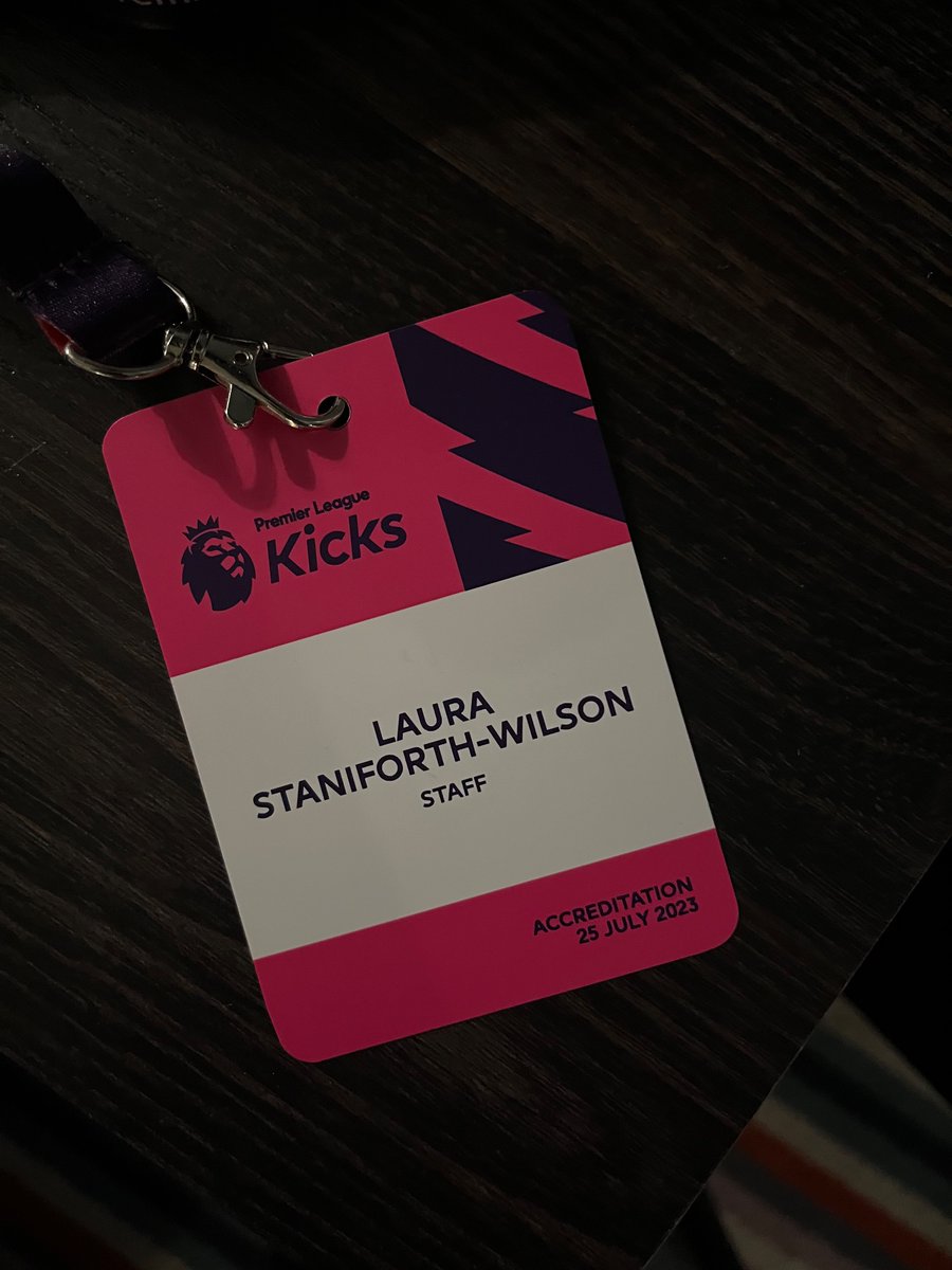 Laura Wilson tweet media