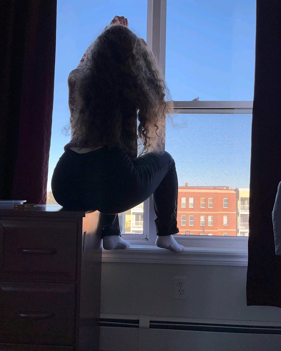 Bright_kate1's tweet photo. I 💞💕 big windows #хтивийпонеділок #instagramdown #BacheloretteABC https://t.co/3jlyQBaZNV