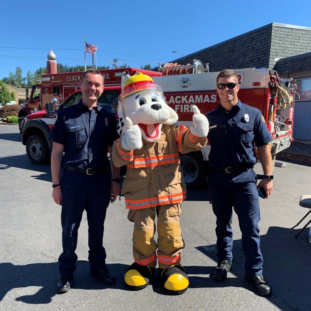 clackamasfire's tweet image. We had a great time at Day in Damascus. Thank you to everyone who came out to support us and all who donated to the @MDAorg #FilltheBoot!  

📸: Public Educator Owen #community #communityengagement #hereforyou #musculardystrophy #ALS #firefighters
