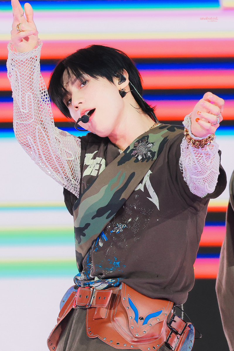 6v6taem718's tweet photo. 으앙 ��톱 귀여워 미치것네
  
◡̈    <태민이 손톱 https://t.co/dGX1ngzZ1X