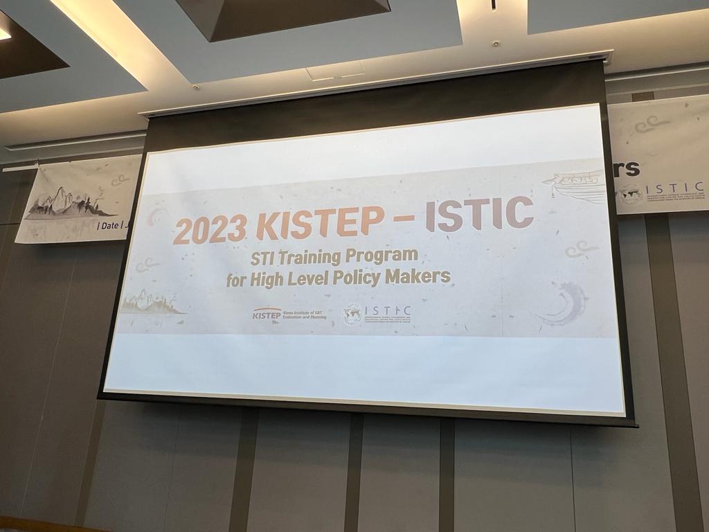 istic_unesco's tweet photo. 2023 KISTEP-ISTIC STI Training Programme for High-Level Policy Makers kicks off today in Seoul, South Korea 🇰🇷

#STIPolicy #SouthSouthCooperation #KISTEP #ISTIC https://t.co/qd8P7h1YU4