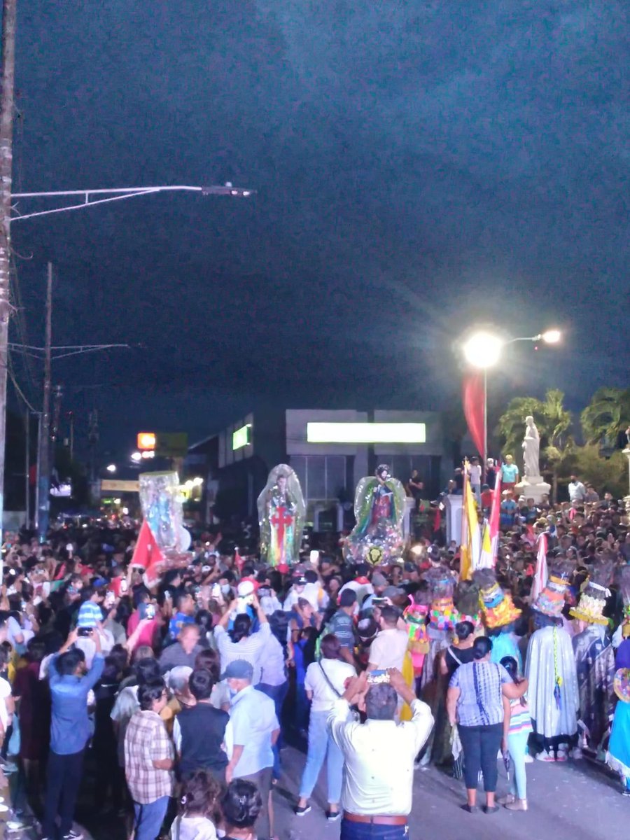 Familias de Jinotepe -Carazo, celebran sus fiestas patronales con el tradicional baile de los Diablitos y Tope de los Santos (San Marcos, San Sebastián y Santiago).🎉👨‍👩‍👧‍👦🇳🇮

#Nicaragua Paz, Cultura y Tradición🙏🕊️

#4419SiempreVictoriosos

<a href="/InturNicaragua/">Instituto Nicaragüense de Turismo</a> <a href="/VivaNicaragua13/">Viva Nicaragua</a> <a href="/nuevaya/">La Nueva Radio YA</a>