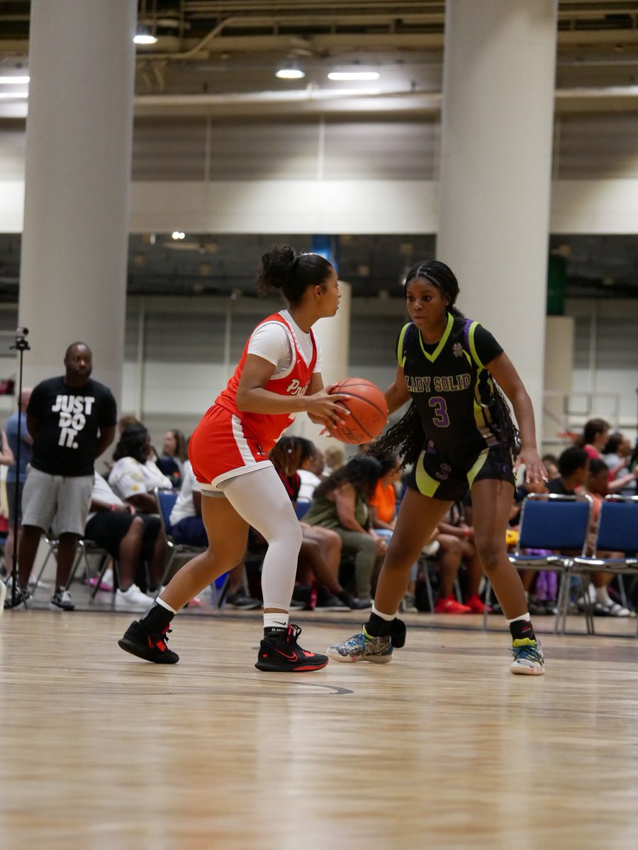 amara5edozie_'s tweet photo. My last ride. 
AAU it’s been real! Thank you god for giving me this opportunity, thank you to all the coaches and trainers who’ve helped me along the way. Thank you everyone who believed in me. 
#2out💔 https://t.co/R4AKOCYhTJ