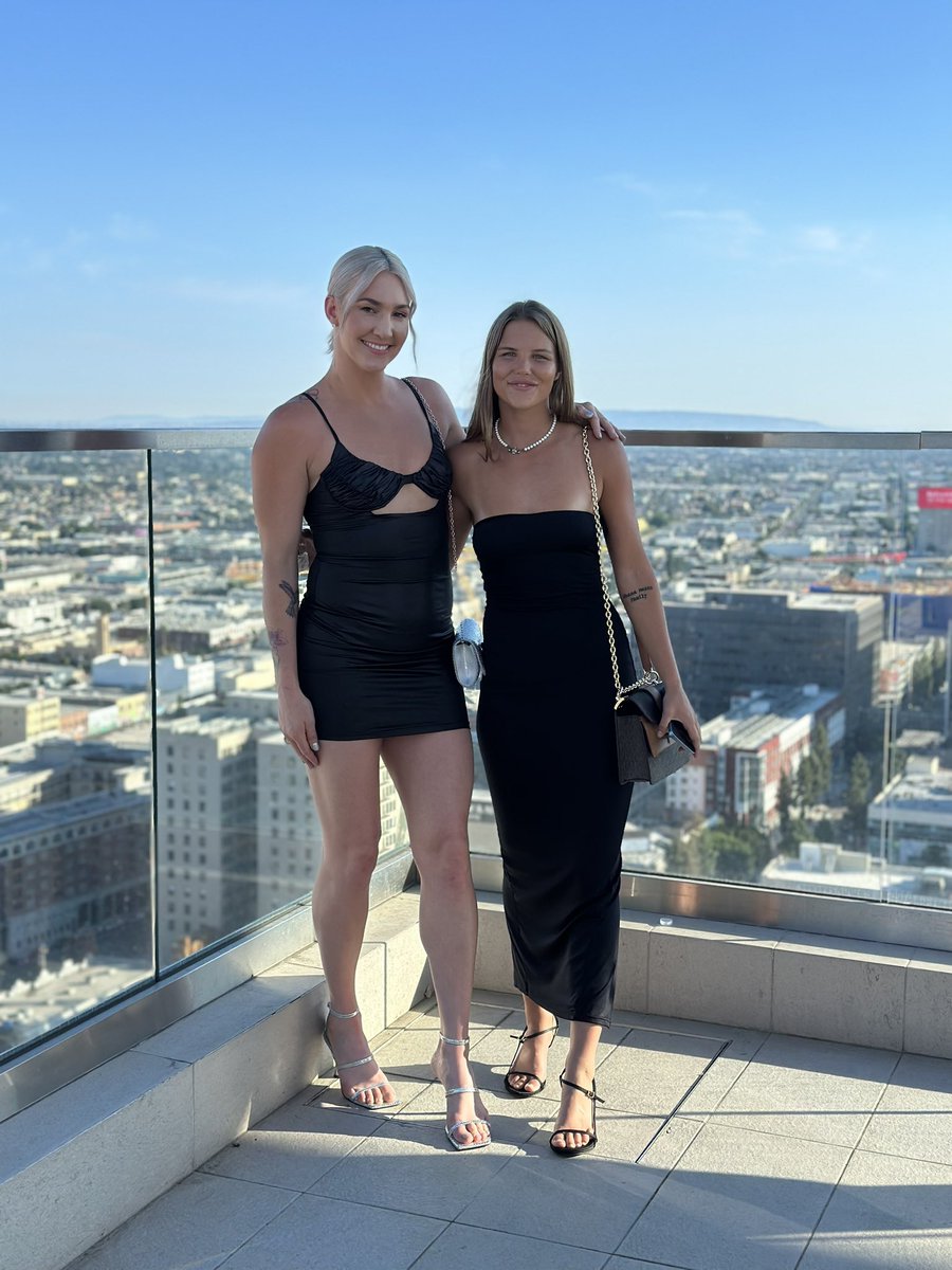 So long to my Aussie friend, <a href="/TaylahRobertso1/">Taylah Robertson</a>! Come back soon 🦘