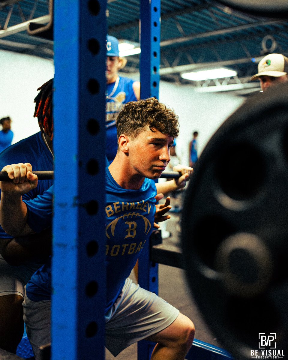 BerkeleyStagsFB's tweet photo. Only 4 more days until we kickoff the 2023 season! Almost time for pads! #WorkingSeason #BetterAtBerkeley https://t.co/5QmI2mpJmw