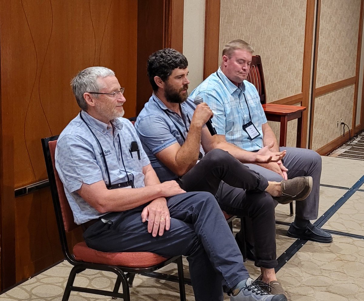 It was a pleasure to moderate the grower panel today as part of the Soil Health Symposium at #PAA2023. All three added unique perspectives to a complex subject. Bryan Bowen from @BlackGoldFarms, Matt Ramsay of Oyster Cove Farms in PEI and Mike Larsen with the Mart Group in Idaho