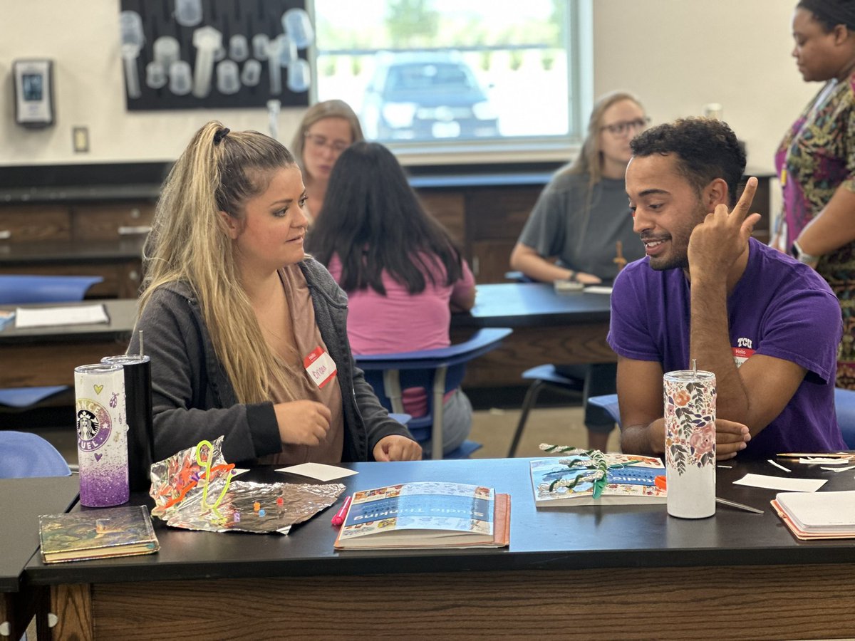 IntegrationEd's tweet photo. We are back in @mansfieldisd working with the amazing @MISD_FineArts academy teachers! https://t.co/ZjNrbSeMsG