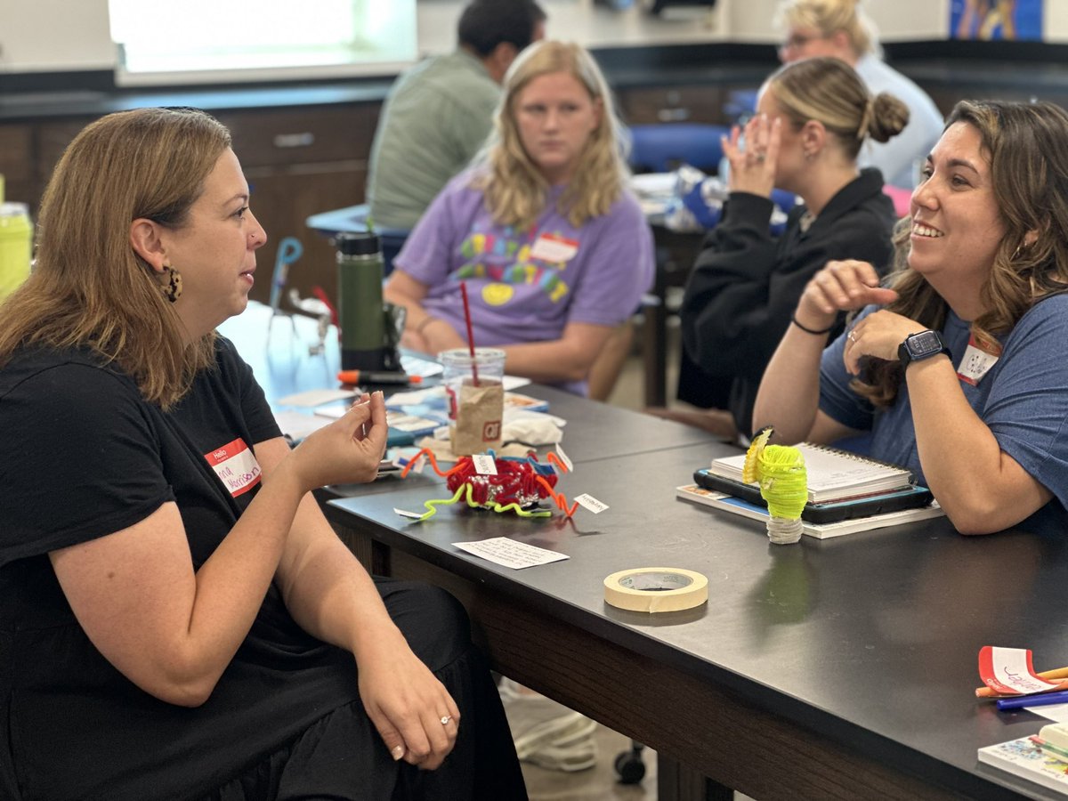 IntegrationEd's tweet photo. We are back in @mansfieldisd working with the amazing @MISD_FineArts academy teachers! https://t.co/ZjNrbSeMsG