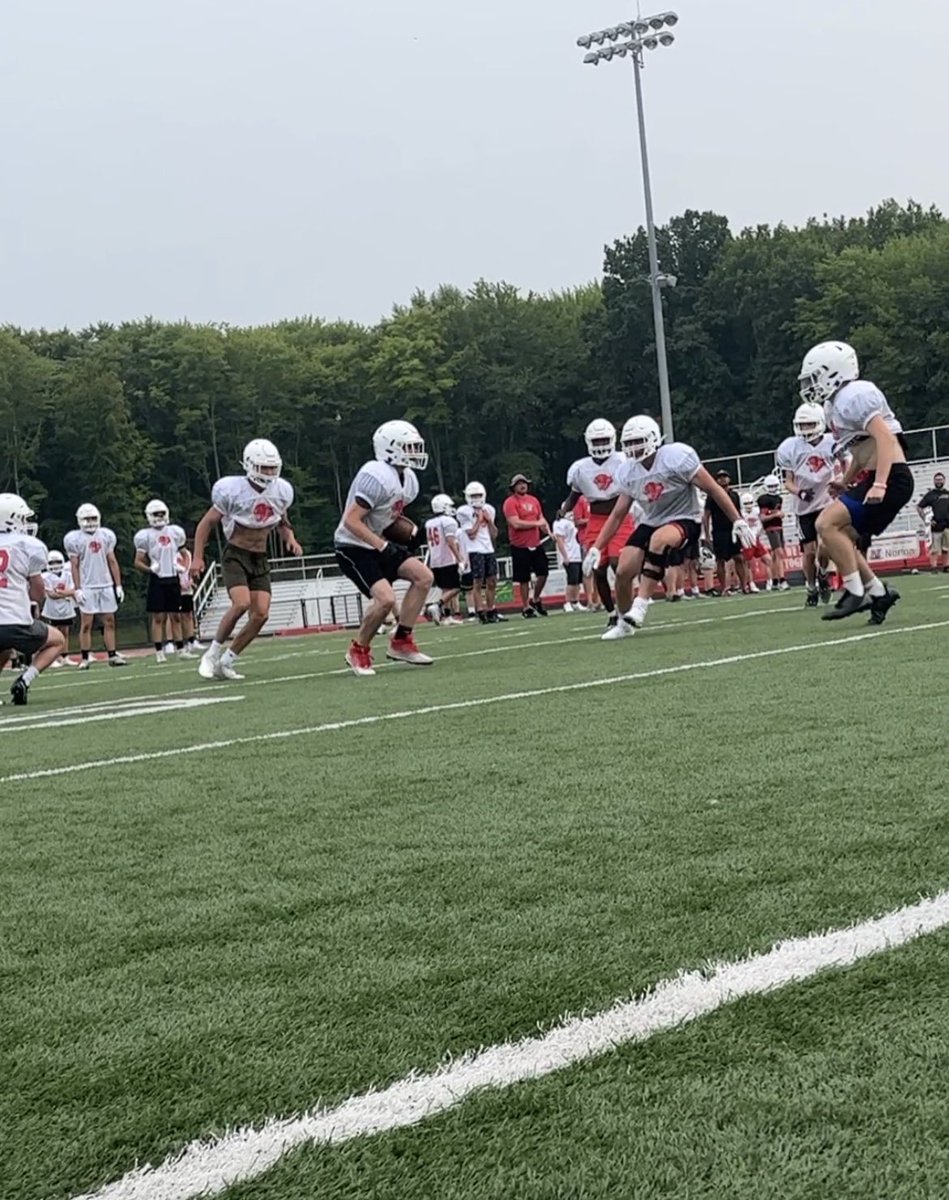 nhsath_insider's tweet photo. Team Camp 7/24
7 on 7 Tomorrow At Revere https://t.co/uqqgh4EMXt