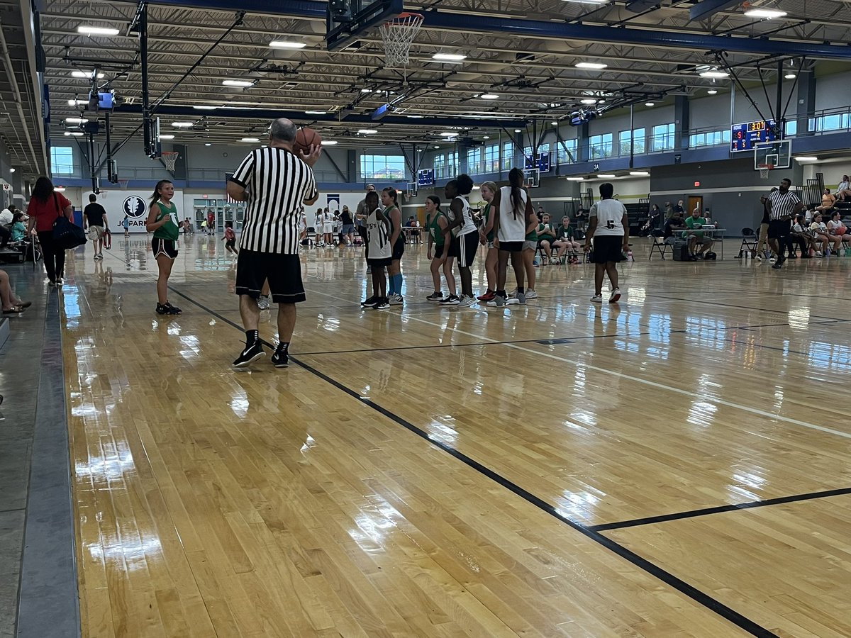 coachagee's tweet photo. Enjoyed watching our 4th grade get after it tonight… coming out with a 14-10 win!! Good job ladies!! #WeAreBlairOaks https://t.co/LgyGpqmKOu