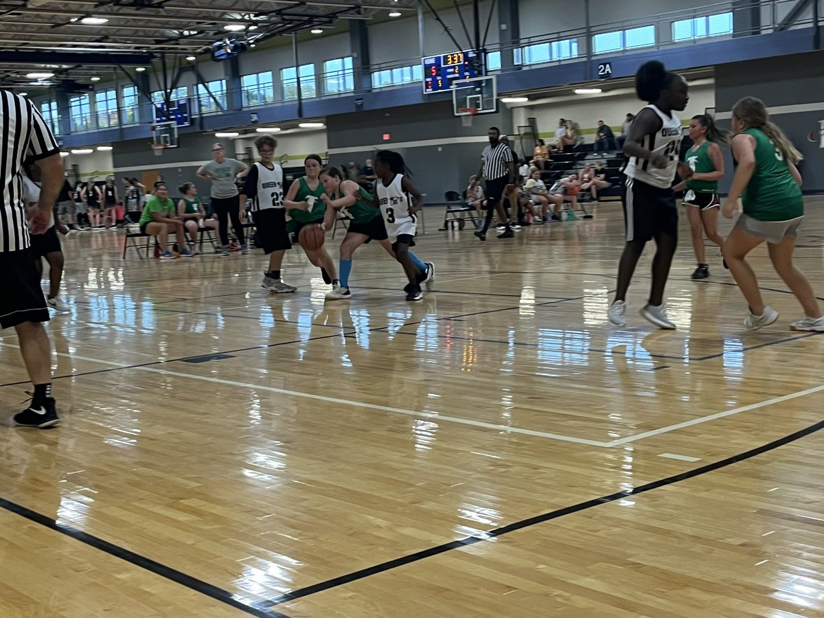 coachagee's tweet photo. Enjoyed watching our 4th grade get after it tonight… coming out with a 14-10 win!! Good job ladies!! #WeAreBlairOaks https://t.co/LgyGpqmKOu