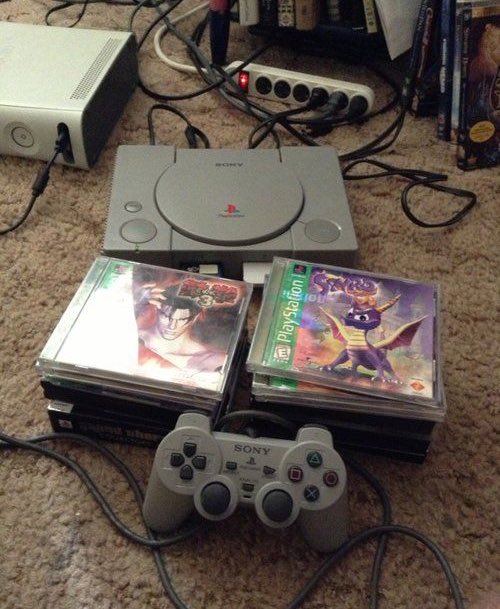 The Collectibles Guru tweet media