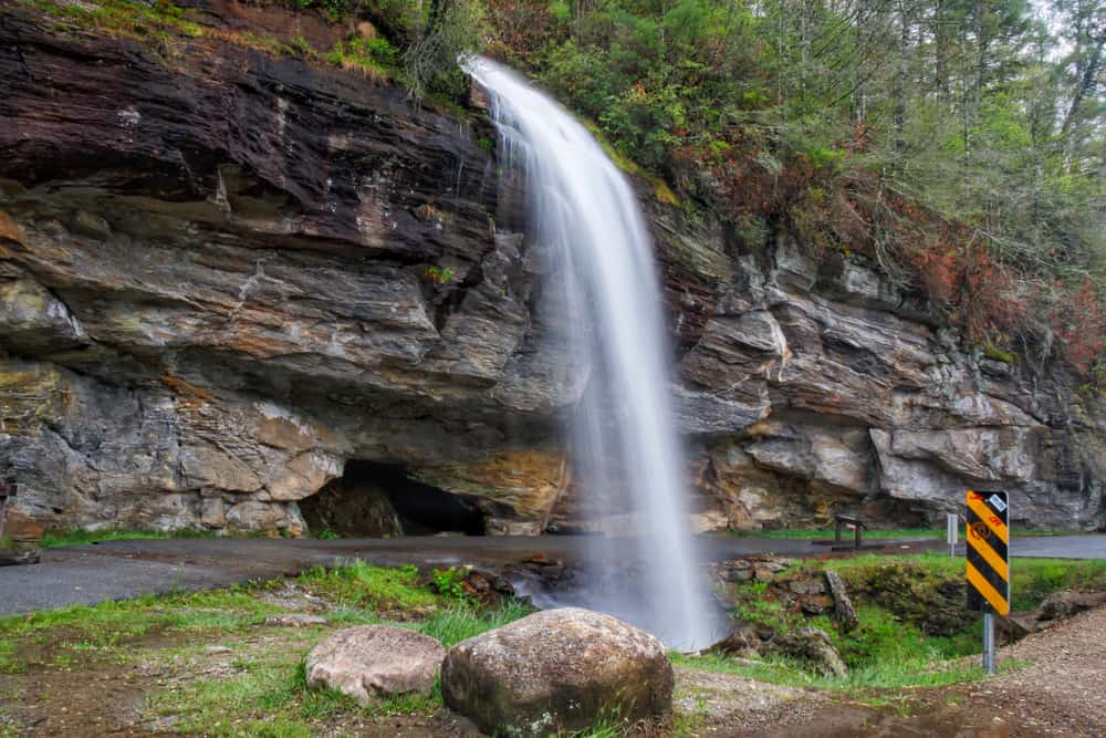 KozyCabin's tweet photo. These Mountains are beautiful!
#Murphy #Blairsville  and surrounding areas!
Check out these fun things to do in our area: https://t.co/yfVtETCjOs

 #WaterFalls Benton Falls Ocoee, Field of the Woods  nearby and other natural places! https://t.co/GMaIRl8Gry