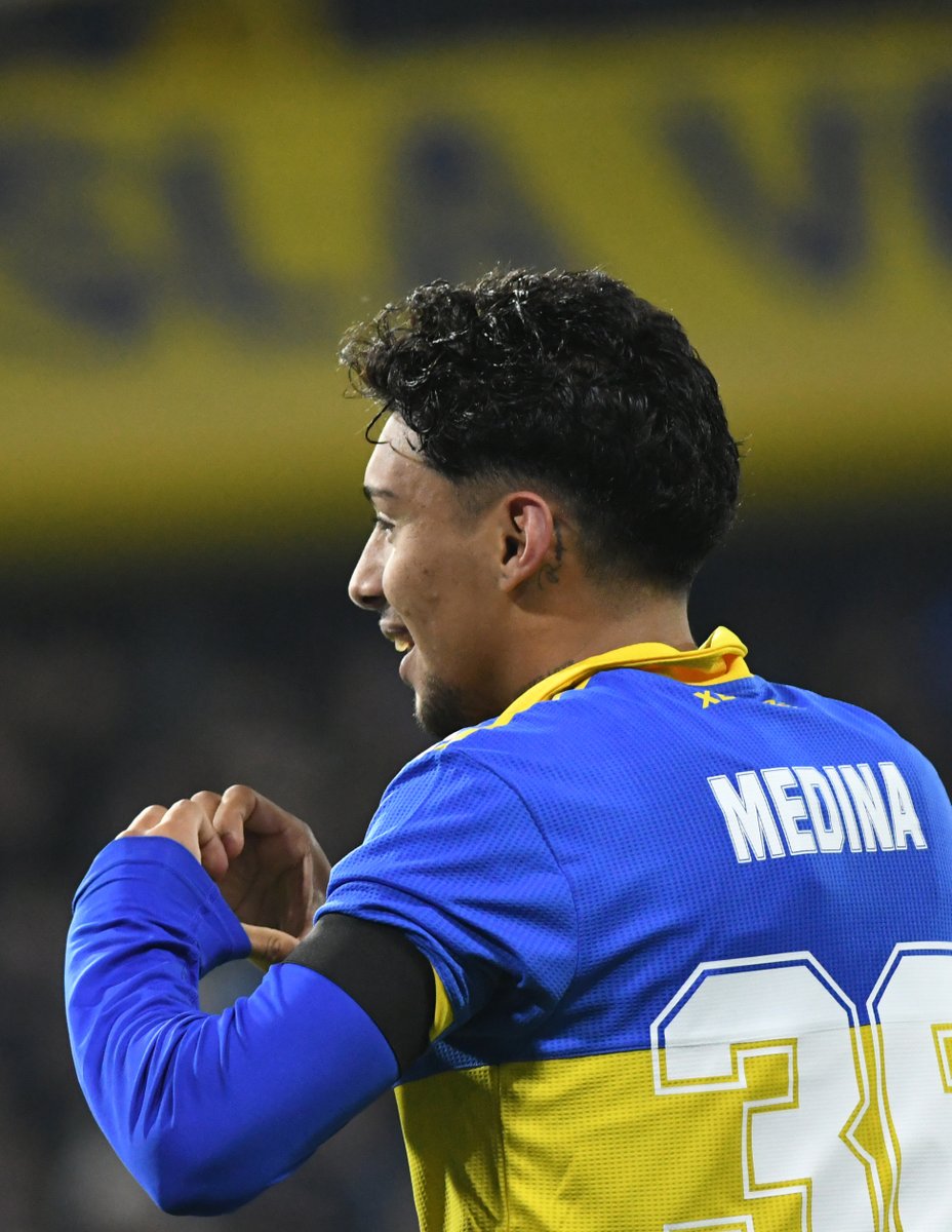 BocaJrsOficial's tweet photo. 🫶⚽️ https://t.co/PbZFSfXI0R