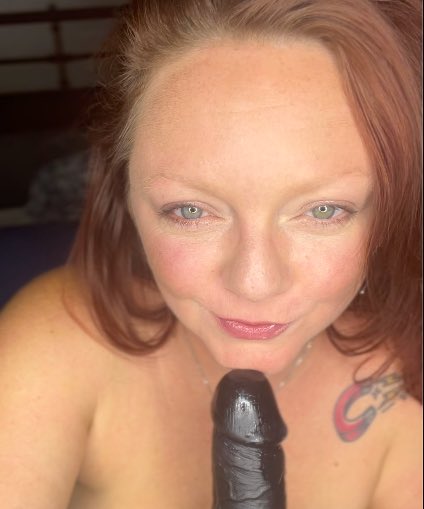 Watch me shove this in deep on https://t.co/FhWUxTNwts r/t for some love. #redhead #ginger #mommodels<a href="/tag/redhead"class="tags"><span>#redhead</span></a><a href="/tag/ginger"class="tags"><span>#ginger</span></a><a href="/tag/bbw"class="tags"><span>#bbw</span></a><a href="/tag/bbws"class="tags"><span>#bbws</span></a><a href="/tag/mombod"class="tags"><span>#mombod</span></a><a href="/tag/satinpanties"class="tags"><span>#satinpanties</span></a>
