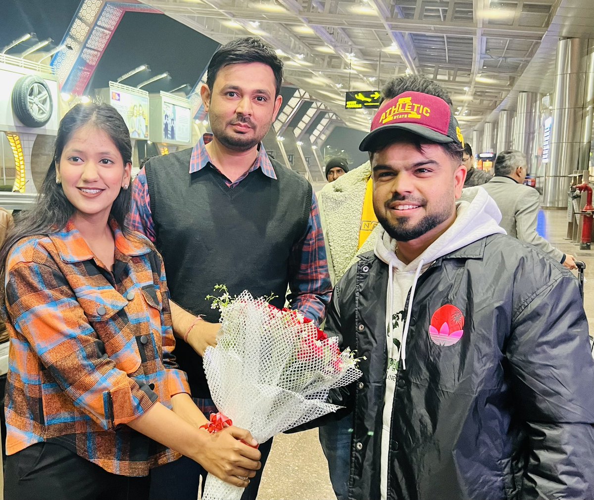 SanjayMacheri's tweet photo. महारानी कॉलेज की छात्रसंघ अध्यक्ष छोटी बहन मानसी वर्मा को जन्मदिन की हार्दिक शुभकामनाएं@mansiverma7241 https://t.co/YmrzX8N6KJ