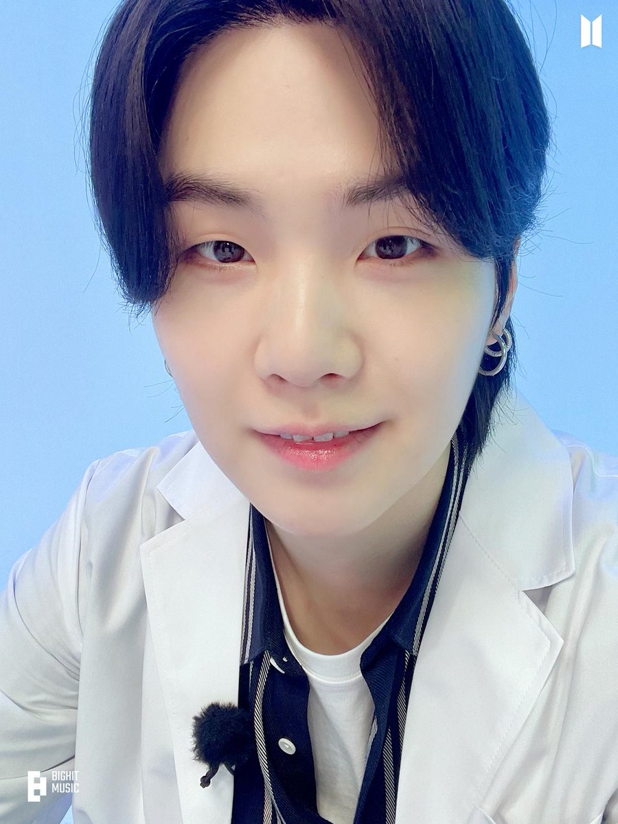SupatmiSupatmi2's tweet photo. @bts_twt_YNG1 Morning Suga have a nice day I miss you 🥰💜💜 https://t.co/l0kBGTclDz