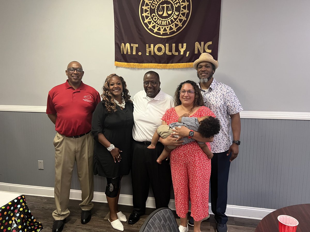sadieemcneil's tweet photo. When you are asked to go speak to a group of great labor leaders about your organization, you show up and show out!!! The best part was when these amazing leaders said “give me that juicy baby so y’all can give your speech” #NCAPRI #ITTAKESAVILLAGE https://t.co/L1wDYolagC