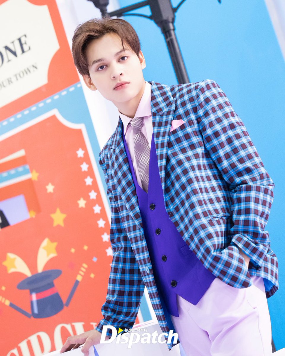 reysterpics's tweet photo. model king

#HORI7ON #호라이즌 
#REYSTER #레이스터 https://t.co/cNrUk1dMJp