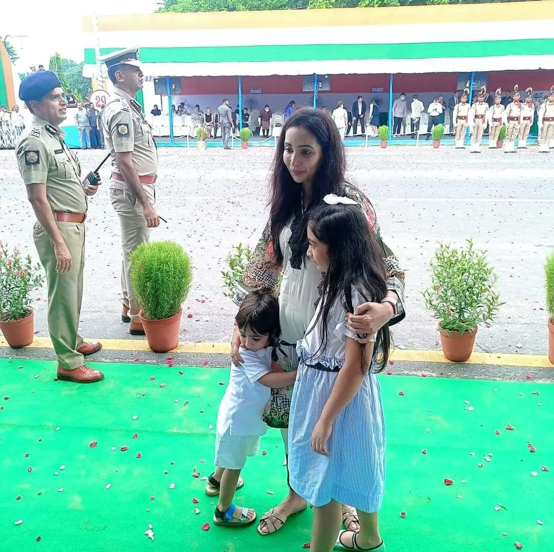 AvikMajumder13's tweet photo. Happy Birthday #Azaniah💙💙
Many many happy returns of this day🎂🎂
God bless u forever💙💙
@abhishekaitc @akash4aitc @sumitt7 https://t.co/gRg1hq39a9