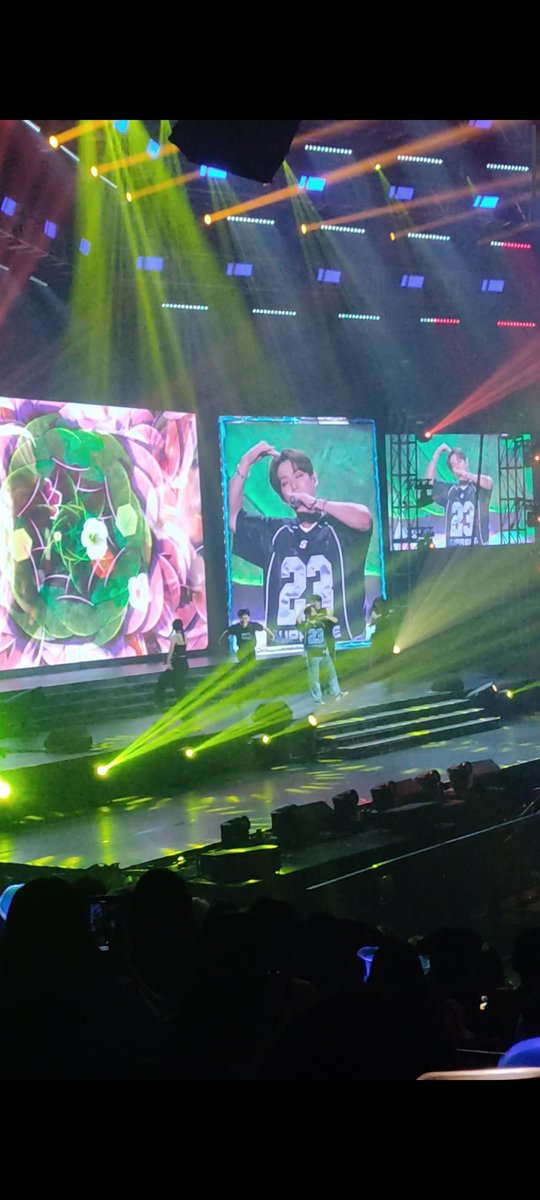 twititit_sya_xo's tweet photo. Nakauwi po ng maayos sa bahay nung sunday pa, when kaya makakauwi sa bias lane, huy Sungjaeee kaunin mo ko. Hindi ako move on kay Minhyuk. Yan, sinasabi ko na wala talaga akong bias sa BTOB eh mahal ko sila lahat
#BeWithYouMinhyuk
#BeWithYouWoohyun
#BeWithYouApink
#BeWithYouCIX https://t.co/RbiALprDwY