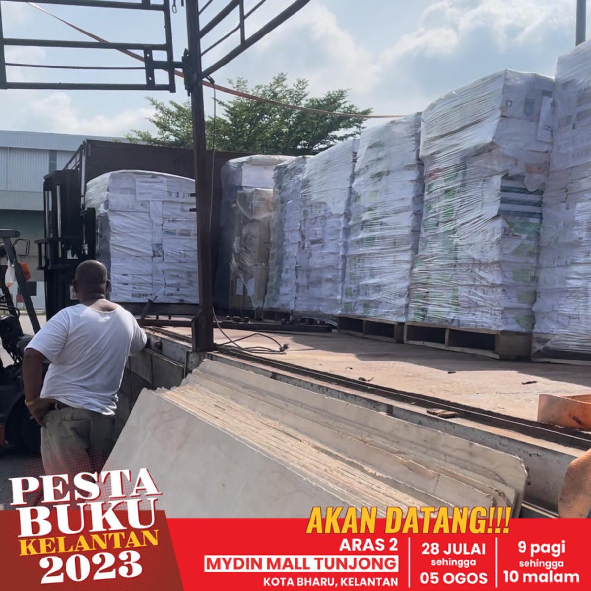 [Isnin, 24 Julai 2023]

Lebih dari 3 trailer ready to go Pesta Buku Kelantan @ Mydin Mall Tunjong 🚛