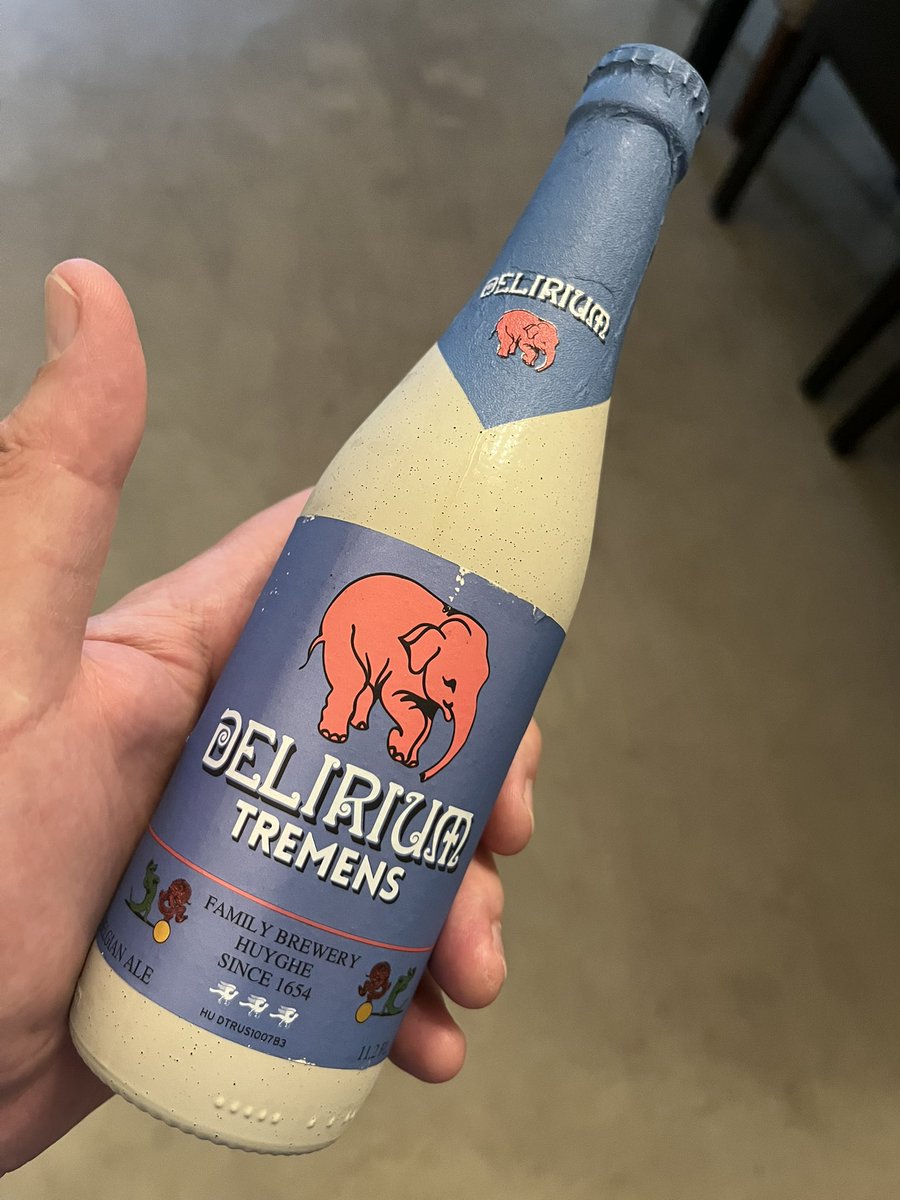 Took me a while to finally sample this beer. Pretty amazing. I get it now. #DeliriumTremens