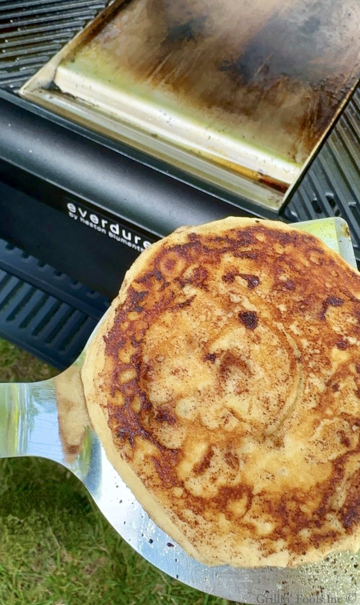 GrillinFool's tweet photo. Just because I'm not sure everyone caught the Cinnamon Roll Pancakes I did on the flat top recently. SO easy and absolutely incredible:
https://t.co/P6GB2dT592
#Blackstone #FlatTop #FlatTopGrill #Griddle #CastIron https://t.co/6LFS4qTXXA