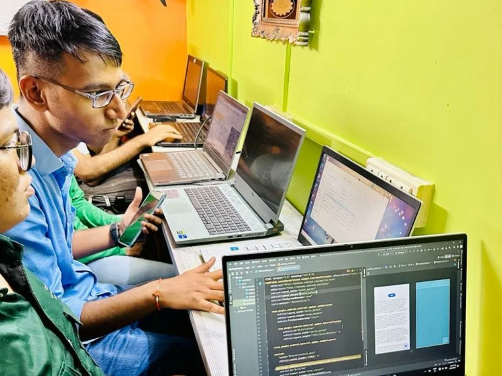 TechCryptors's tweet image. Certified course on 🤳🏻👨🏻‍💻ANDROID APP DEVELOPEMENT 📱

Learn to Make Your Own Android Applications 🤳🏻🤩

Register Now😉

#AndroidAppDevelopment #DataAnalyticsTraining #MachineLearningCourses #AndroidStudio #MLandAI #AndroidAppCourses #bestTraining #onlinetraining #onlinecourses…