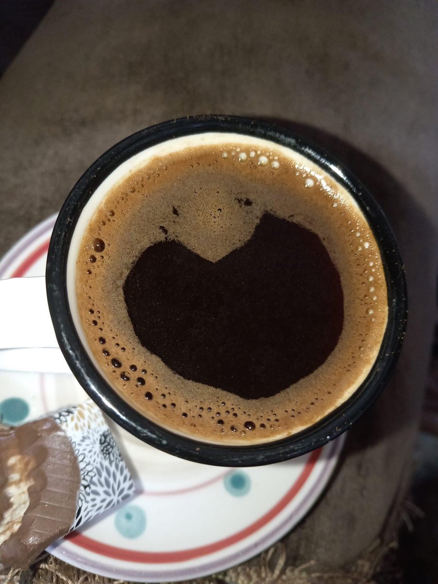 إذا أردت ان تعيش سعيدًا  ،،،، 
فهذه بعض مفاتح السعاده :
لا تحلل كل شي؛ 
و لا تفسر كل شي؛ 
و لا تدقق في كل شي ،،،
💜 التغافل ثم التغافل ثم التغافل 🤔
# صباح الخير 🩷☕