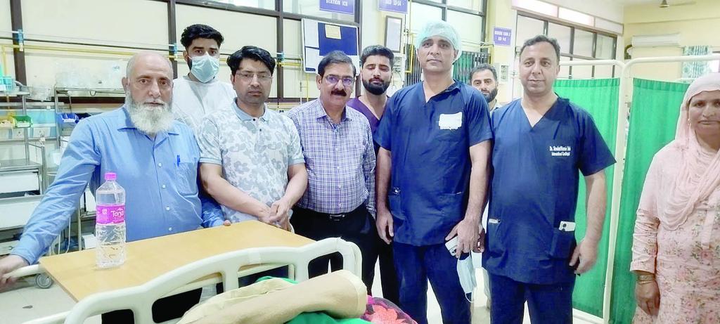 RisingKashmir's tweet image. #Pacemaker #implantation begins at #GMCAnantnag, 2 #surgeries conducted

Reports M Peerzada

@OfficeOfLGJandK. @diprjk
@manojsinha_ @HealthMedicalE1
@DHSKashmir @NHMJK5
@MoHFW_INDIA

risingkashmir.com/pacemaker-impl…
