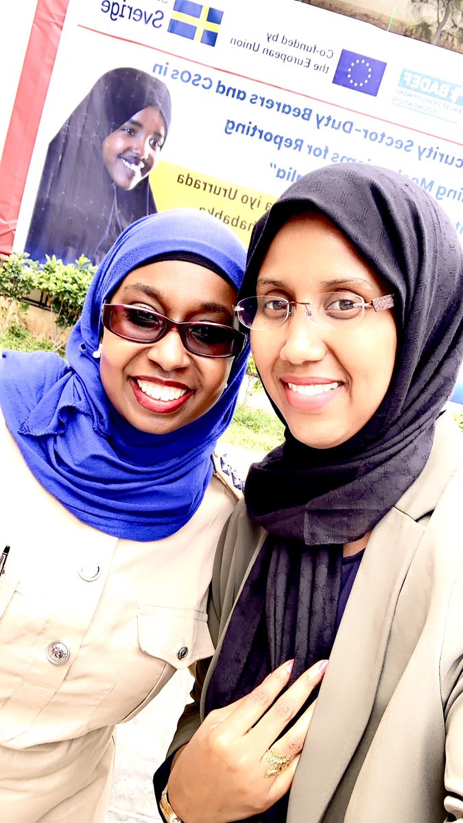 Thrilled to see women uplifting and empowering each other! Sending a huge shoutout to @ZakiaHussen for her incredible contributions in Somalia. And how amazing is it that we're alumni from #LondonMet? Together, we can achieve great things and create a brighter future! 🇸🇴#Alumni