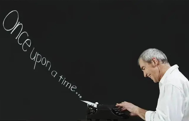 MjSmandarin's tweet photo. 一生很长，需要用整个余生去回想；一生又很短，短得一纸悼文就能写完。

一本回忆录，绝不是个人的孤芳自赏，它所承载的，是子女的感恩，是对先人的缅怀，是对后辈的勉励，更是您风雨一生的再次绽放。

岁月不居人易老，石火文化，与您携手，用文字的力量对抗时间，留住美好，叙写感动。🦋
#回忆录 https://t.co/dMtlk0kbZ1