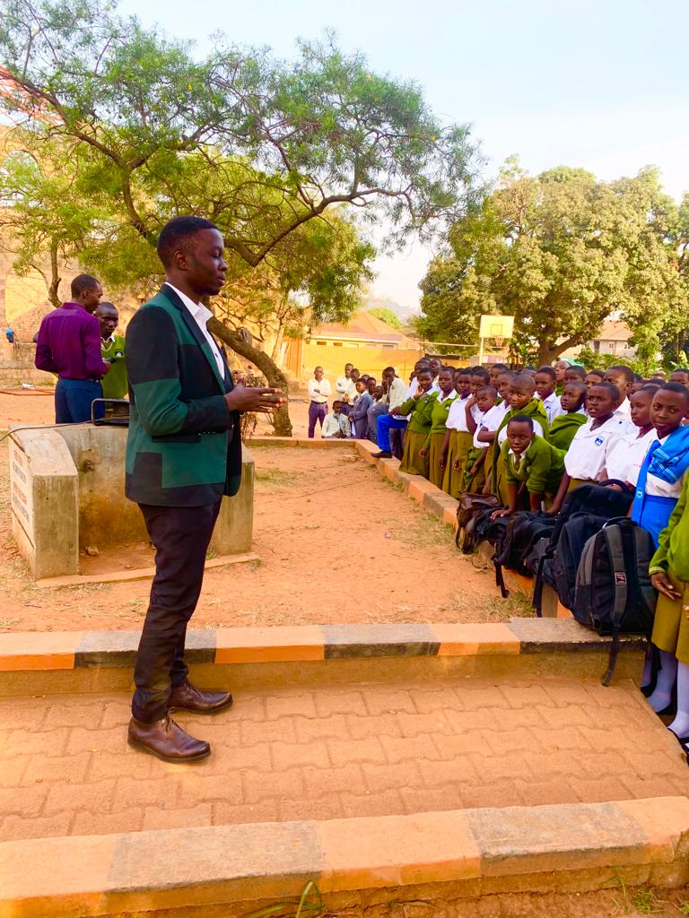 RctKawempe's tweet photo. Strength and growth come only through continuous effort and struggle. We visited our interactors at Emma high school Kazo #Rotaract #Rotary #CreateHopeToTheWorld https://t.co/N9dTbsxH7T